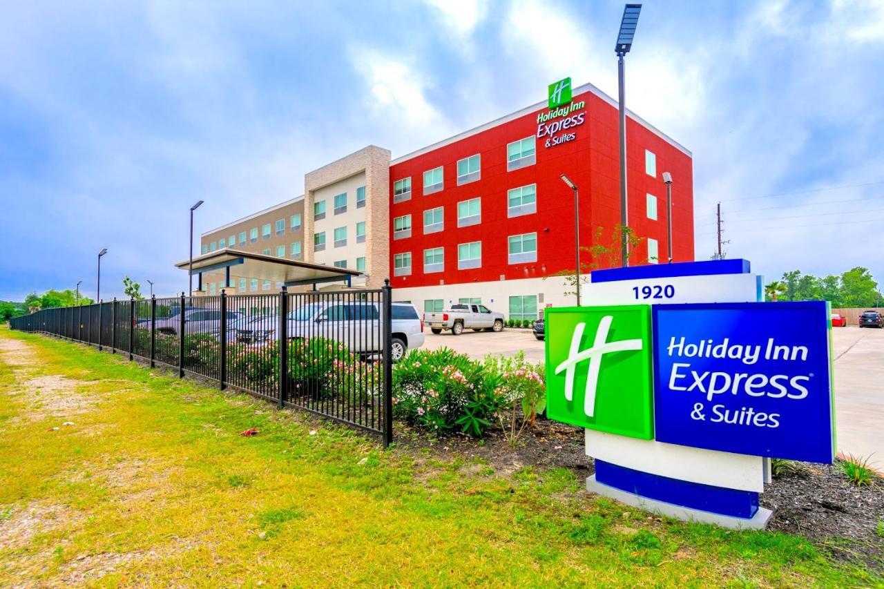 Holiday Inn Express & Suites - Houston Iah - Beltway 8, An Ihg Hotel Экстерьер фото