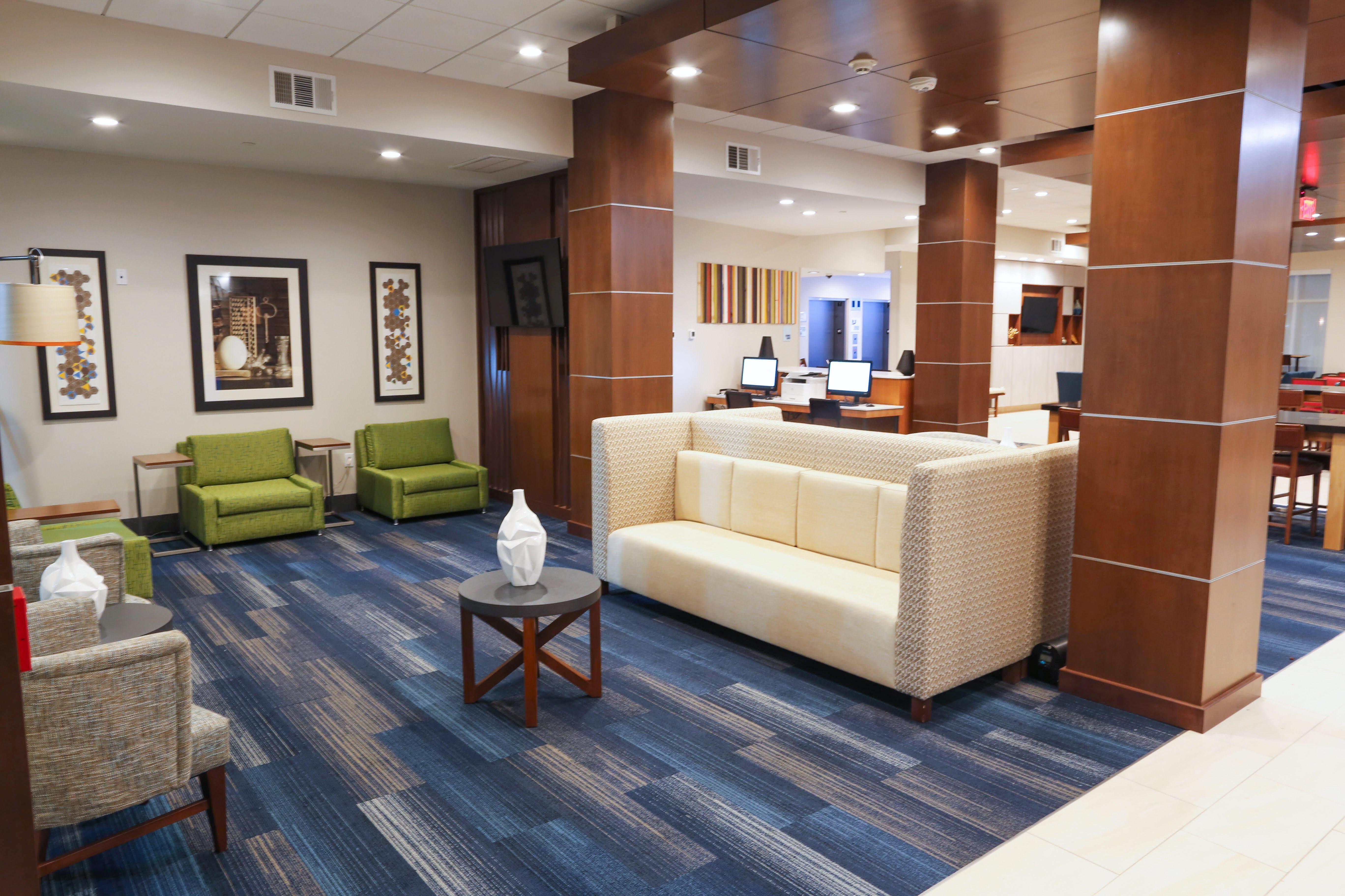 Holiday Inn Express & Suites - Houston Iah - Beltway 8, An Ihg Hotel Экстерьер фото